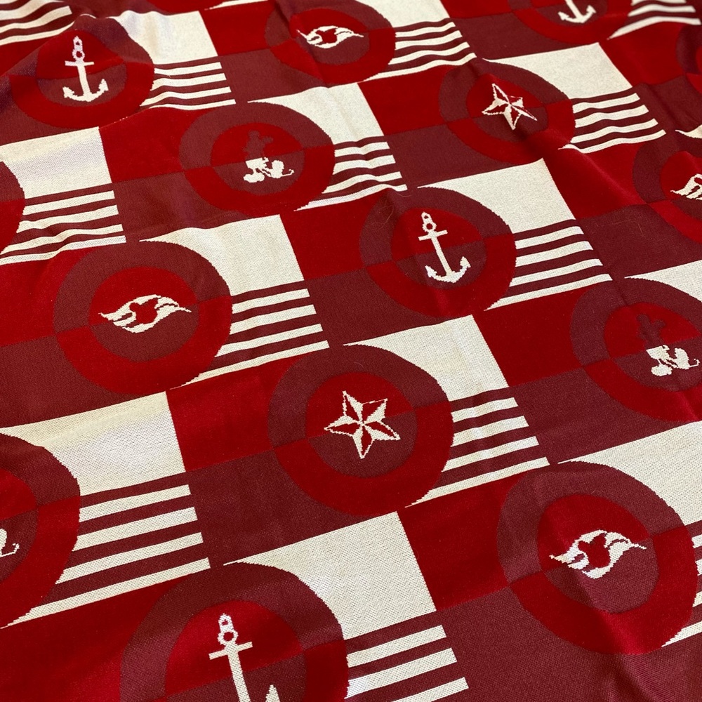 Disney cruise line ⚓️ state room, throw blanket, red gently used ♥️